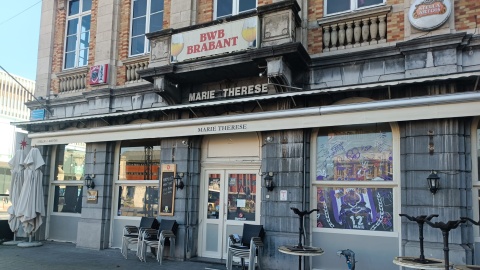 Café Marie Therèse aan het Martelarenplein in Leuven